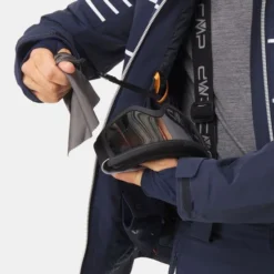 CMP Man Ski Jacket Zip Hood Jas 35 CMP Man Ski Jacket Zip Hood Jas -NL Uitrusting Voor Buiten Verkoopwinkel 2210003204802 024 nl