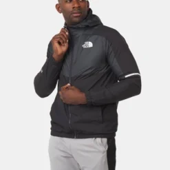 The North Face Mountain Athletics Windjack