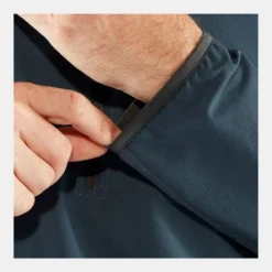 FJÄLLRÄVEN Bergtagen Stretch Anorak 18 FJÄLLRÄVEN Bergtagen Stretch Anorak -NL Uitrusting Voor Buiten Verkoopwinkel acbce00022 4444 06 nl