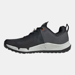 Voorkant -NL Uitrusting Voor Buiten Verkoopwinkel d22ahd0014 7071 02 nl