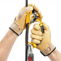 Voorkant -NL Uitrusting Voor Buiten Verkoopwinkel scajc52004 2626 02 nl